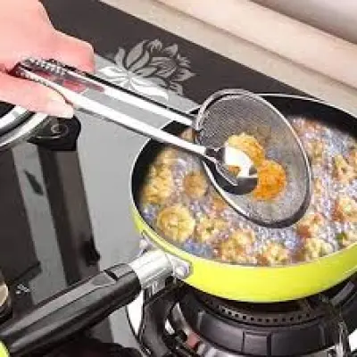 2-in-1 Kitchen Multi-Functional Fry Filter Spoon